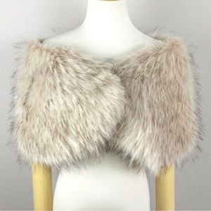 Sissily Design - Women’s BLUSH / BEIGE FUR WRAP